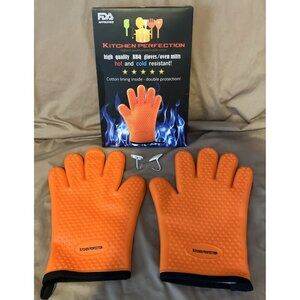 Kitchen Perfection High Quality BBQ Gloves/Oven Mitts One size fits most NIB